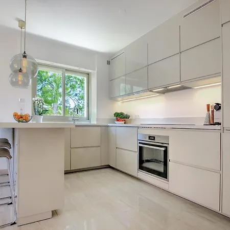 Apartment Modern Family 5 Min To +pool +garage Antibes